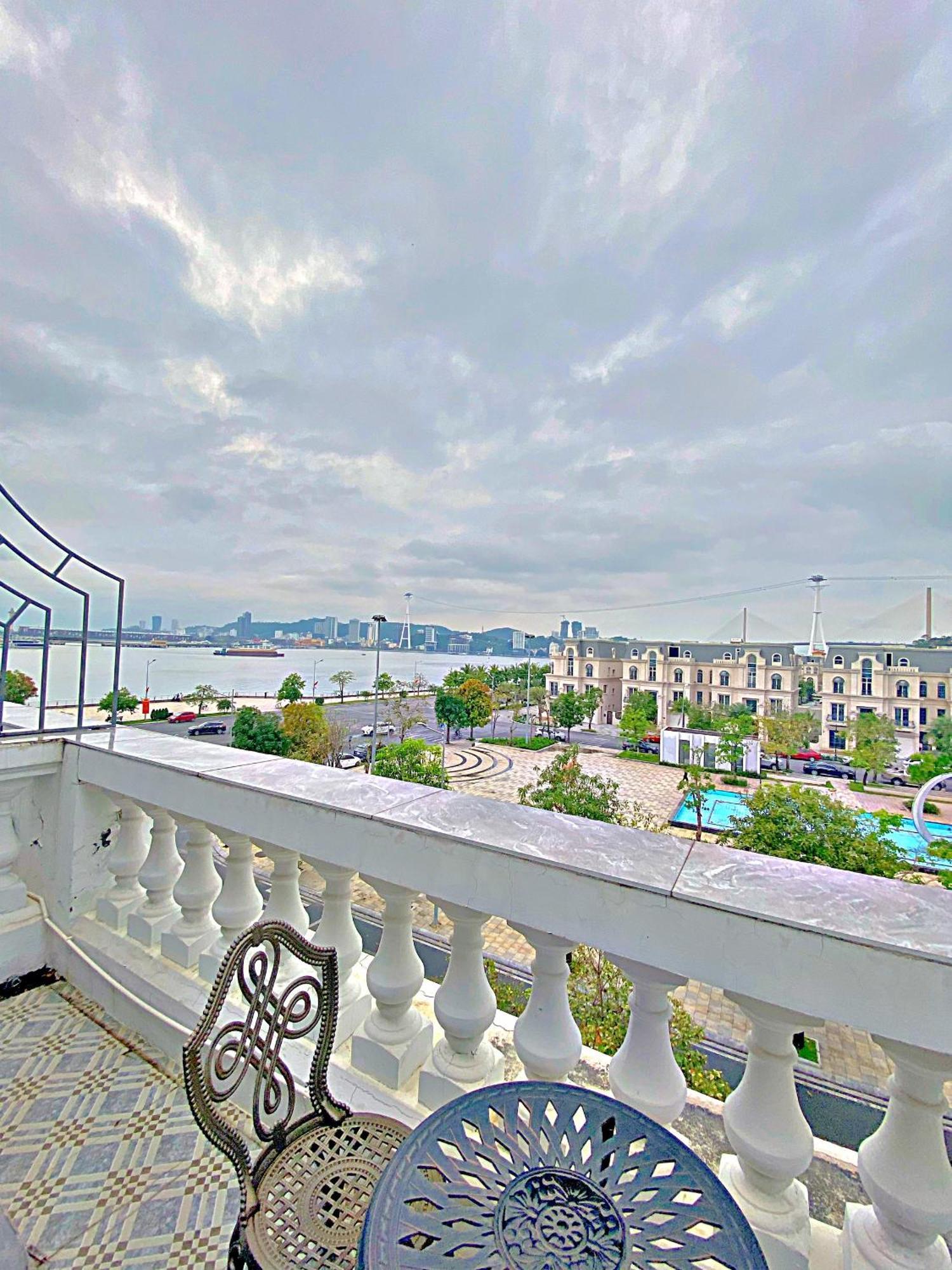 Blue Diamond Hotel Ha Long Exterior foto