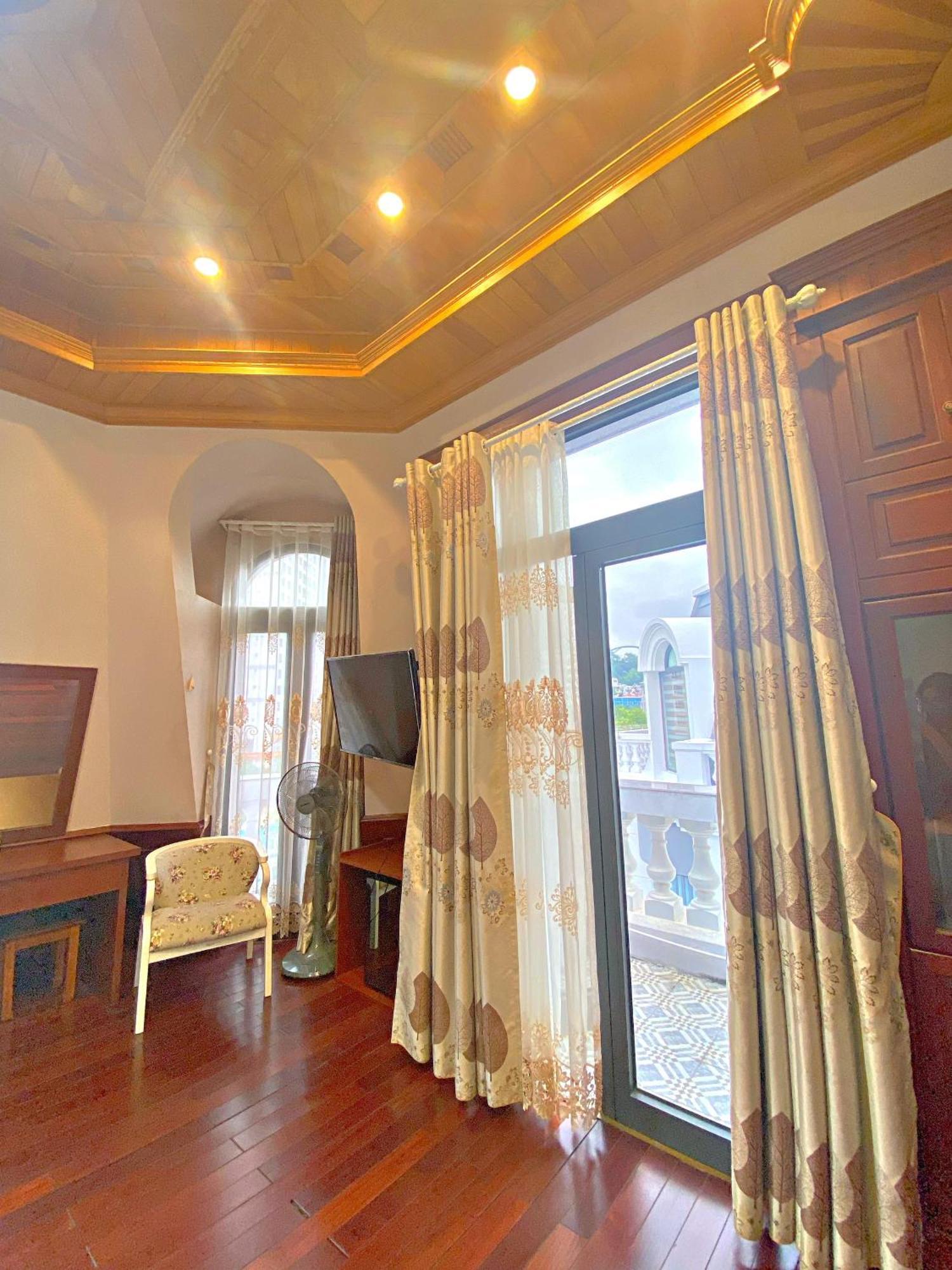 Blue Diamond Hotel Ha Long Exterior foto